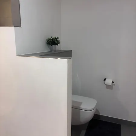 Zentrale Lägenhet *