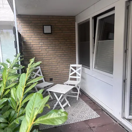 Zentrale *